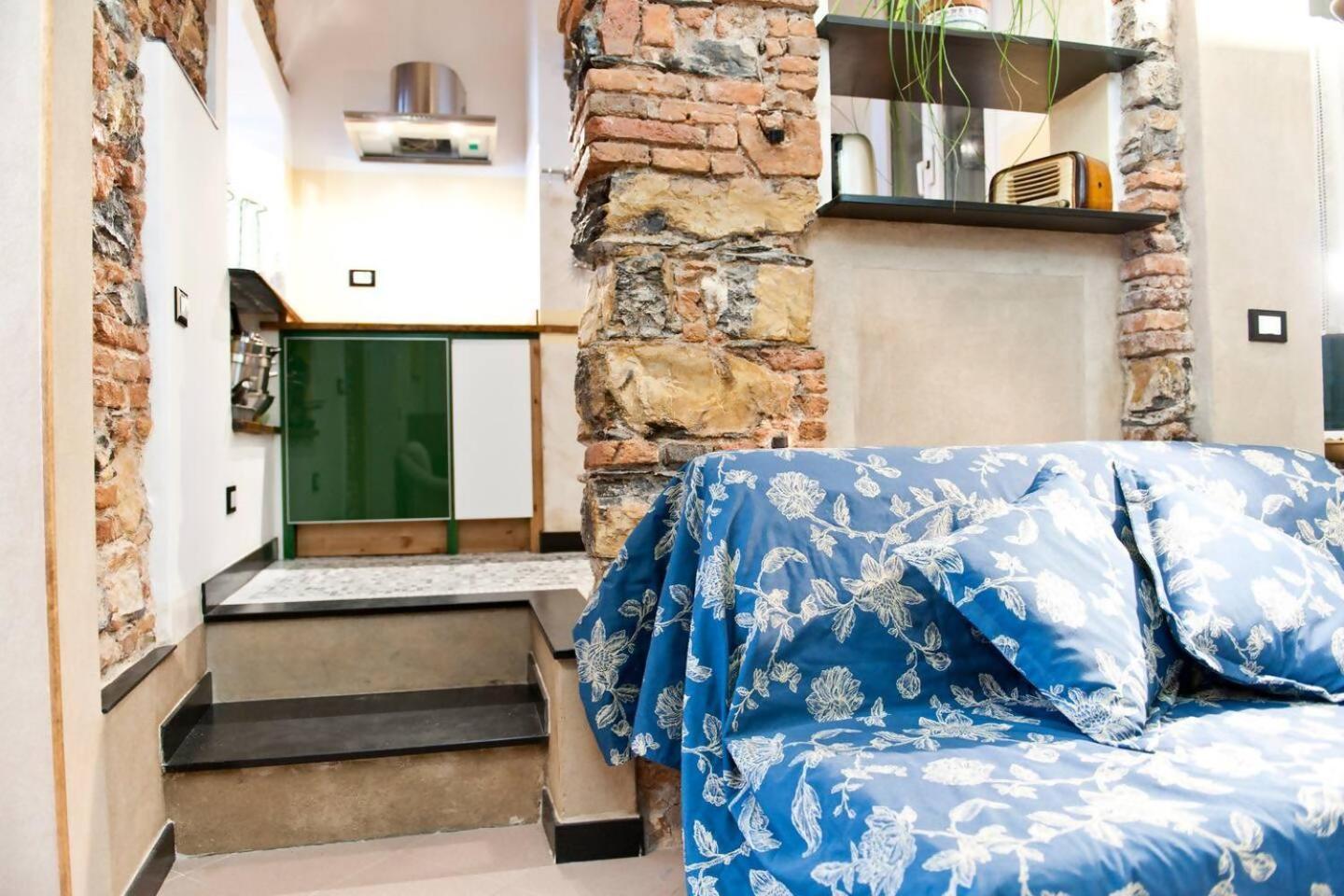 Lovingenoa - Ducale - Natural Light *