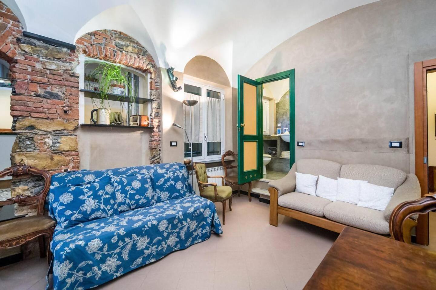 Lovingenoa - Ducale - Natural Light Apartment Genoa