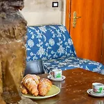 Lovingenoa - Ducale - Natural Light