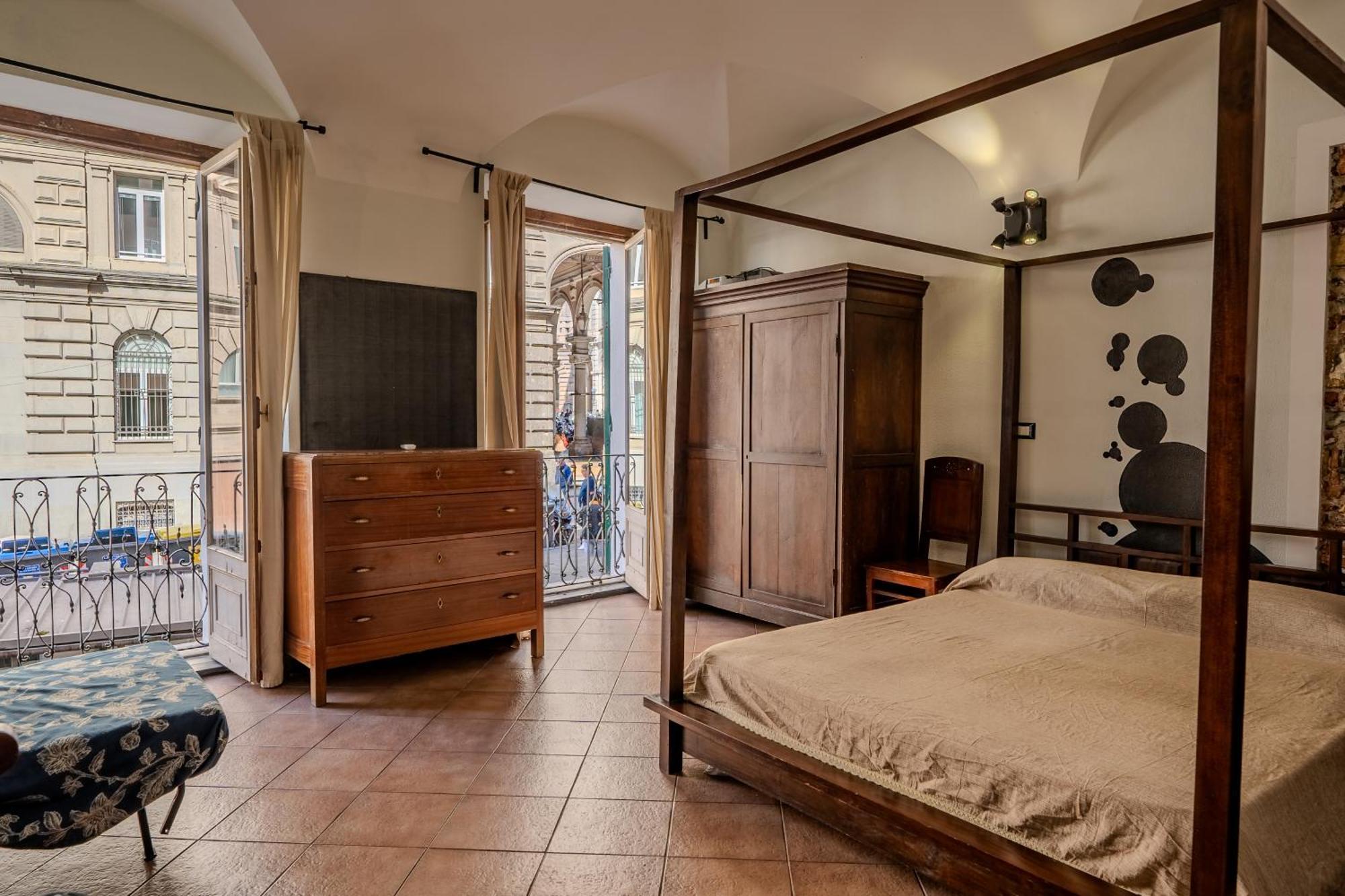Lovingenoa - Ducale - Natural Light