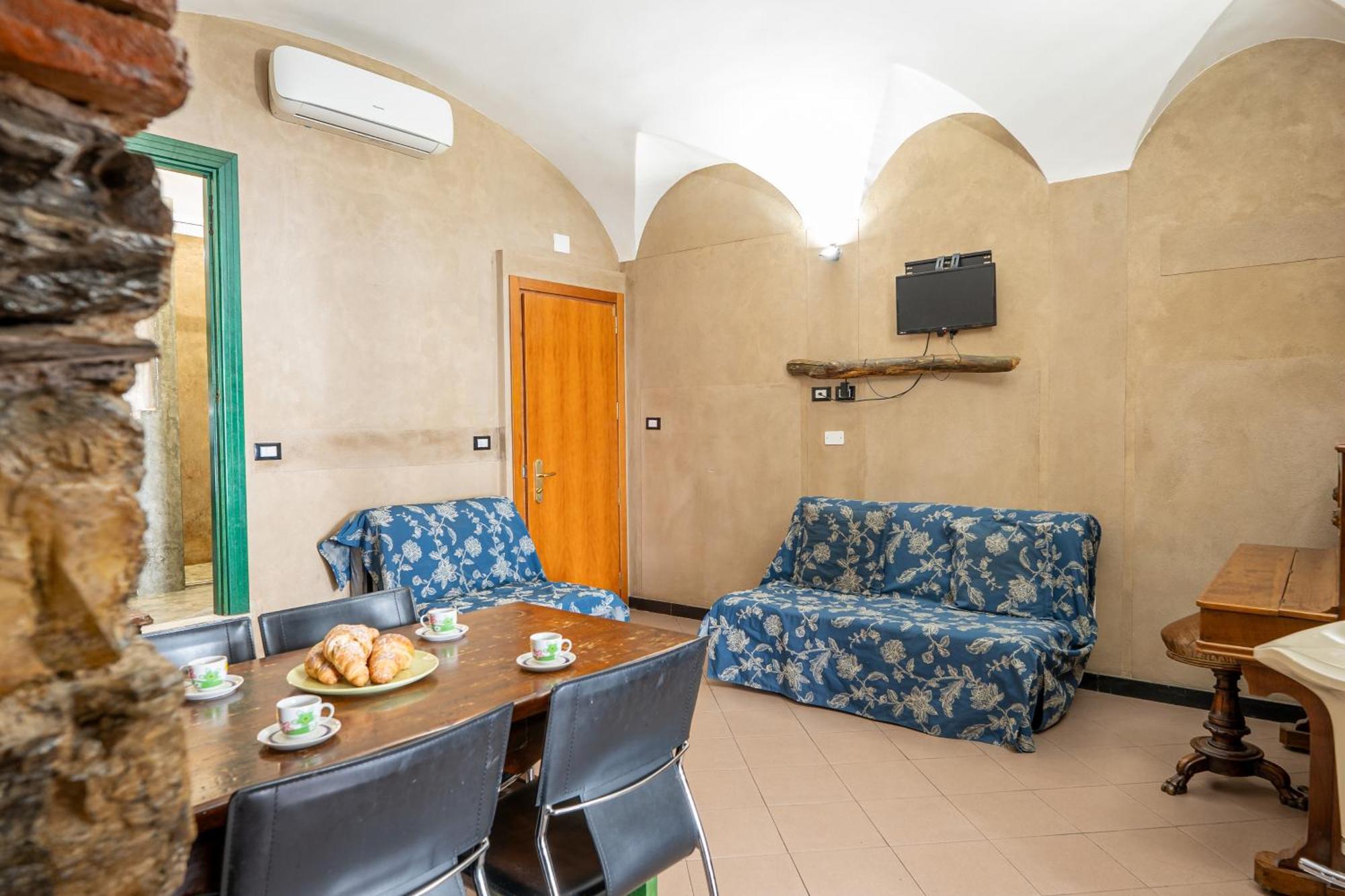 Lovingenoa - Ducale - Natural Light *